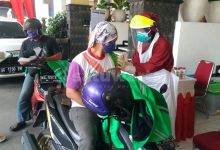 Photo of Hari Pertama Vaksinasi Drive Thru Kota Kediri Sasar Ojek Online