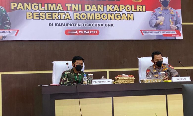 Photo of Panglima TNI-Kapolri Tegaskan Negara Tak Akan Kalah Dari Teroris