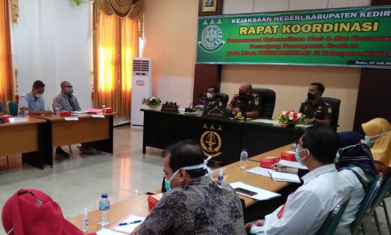 Photo of Cegah Kelangkaan Oksigen-Alkes, Kejari Kab Kediri Siap Kawal Distribusi