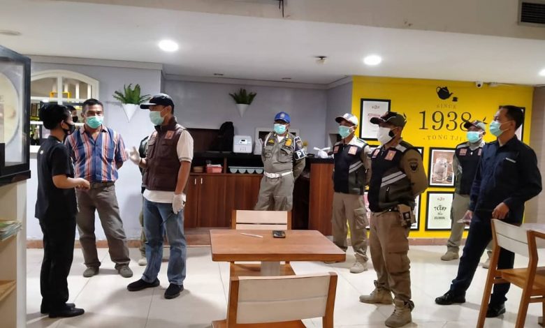 Photo of Nekat Langgar Aturan PPKM Darurat, Ini Sanksi Yang Menanti