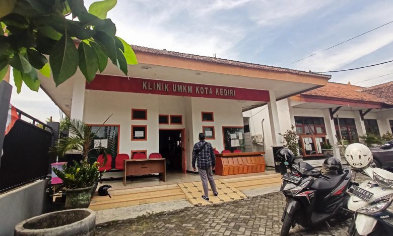 Photo of PPKM Darurat, Klinik Usaha Mikro Sementara Hanya Online