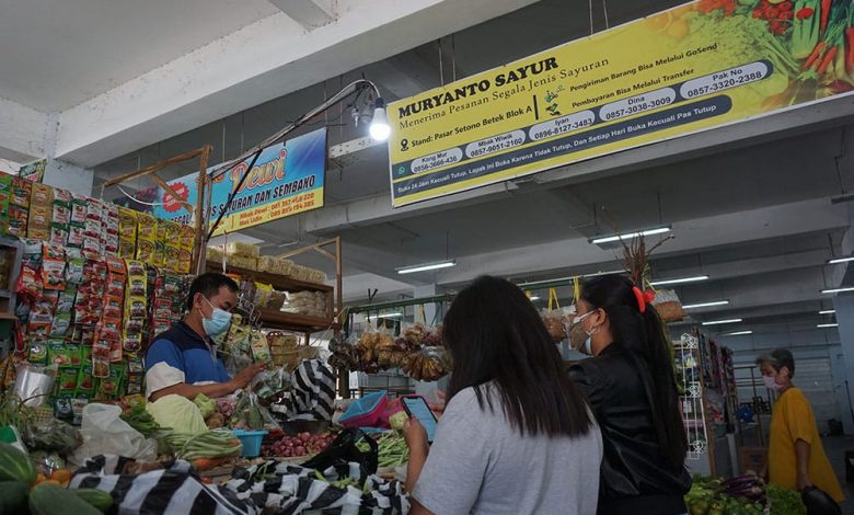 Photo of PPKM Dorong Pedagang Pasar Tradisional Jualan Via Online