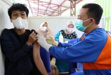 Photo of Di SMADA kota Kediri, Vaksinasi Bonus Bimbingan-Motivasi Dari Alumni