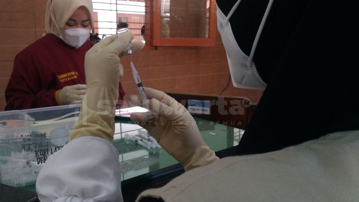 Photo of Ikut Vaksinasi Covid-19, Bumil Perlu Perhatikan Hal Ini