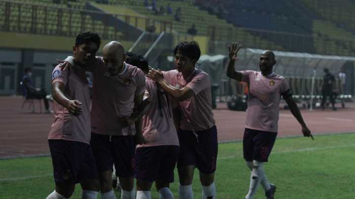Photo of 2 Gol Perdana Youssef Ezzejjari Gagal Antarkan Persik Bekuk Persikabo