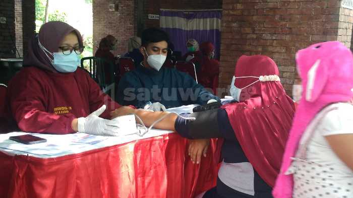 Photo of Ini Alasan Vaksinasi Covid-19 Bumil Dibatasi Usia Kandungan 33 Minggu