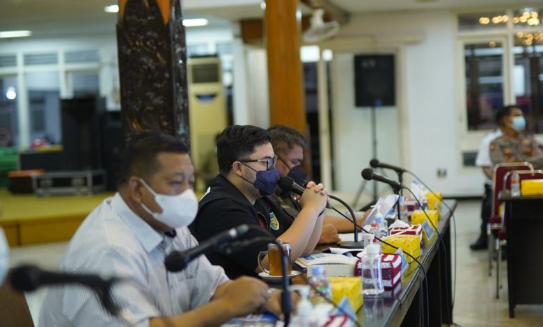 Photo of Sebelum Nataru, Mas Dhito Harapkan Target Serapan Vaksin Tercapai