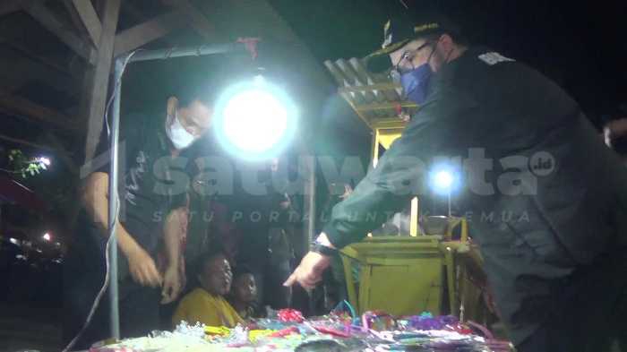 Photo of Relokasi PKL ke Sentra Kuliner  Rojo Roso Atasi Masalah Macet