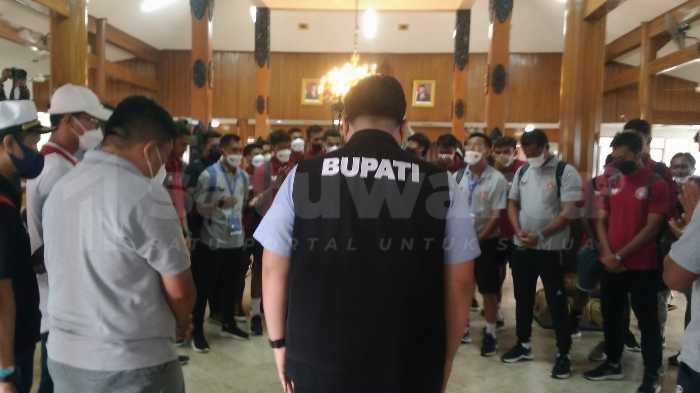 Photo of Demi Masa Depan, Mas Bup Ingatkan Persedikab Wajib Jauhi Mafia Bola