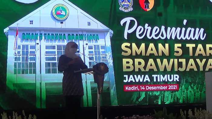 Photo of Resmikan SMAN 5 Taruna Brawijaya, Gubernur Jatim Harapkan SDM Makin Berkualitas dan Berkarakter