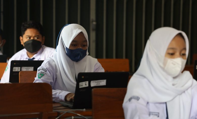 Photo of Masuk Semester Genap, Sekolah Kota Kediri Ketati Prokes