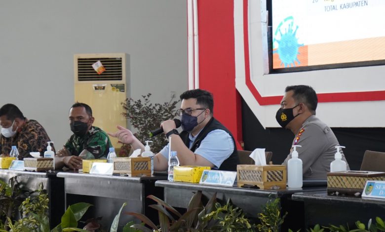 Photo of Vaksinasi U6-11 Ditarget Selesai 2 Pekan, Mas Dhito Ingatkan Camat