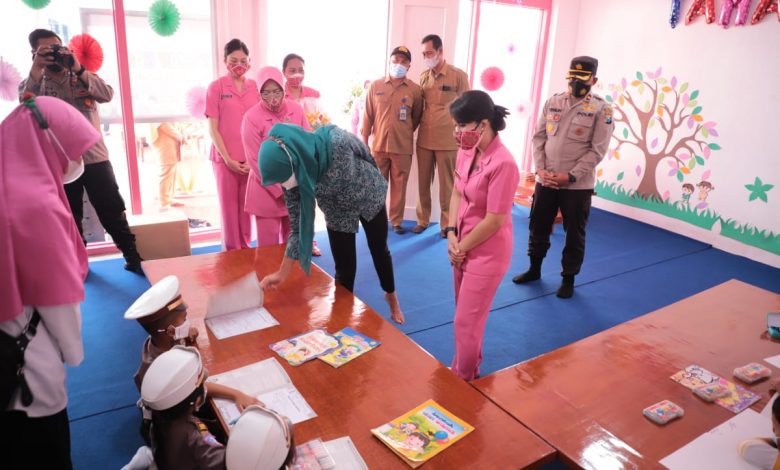 Photo of Gedung Bacaan Khusus TKK Pertama di Kota Kediri Diresmikan