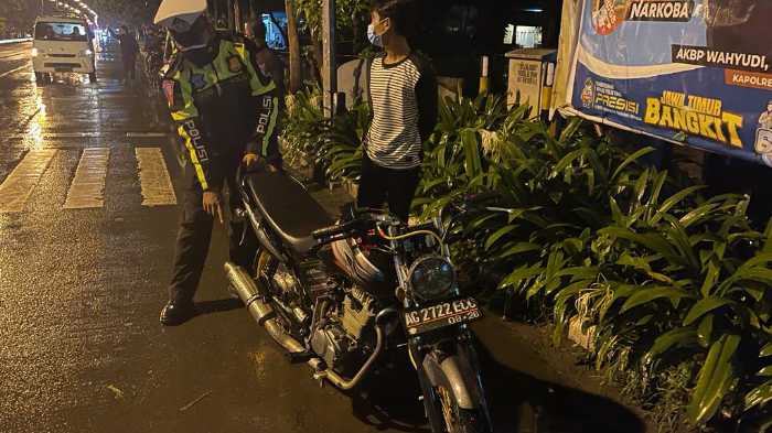 Photo of Patroli Cegah Balap Liar Amankan 17 R2 Tak Sesuai Spectec