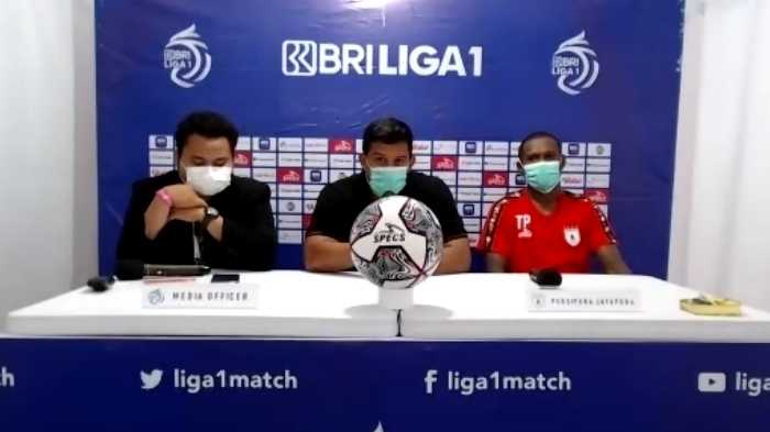 Photo of Lini Depan Persipura Diragukan, Ini Jawaban Alfredo Vera