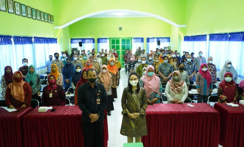 Photo of Pemkab Kediri Gelontorkan Rp 20 M Beasiswa GNOTA Tahun 2022