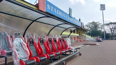 Photo of Canda Birawa Bersolek, Persedikab Datangkan 2 Set Kursi Pemain Baru