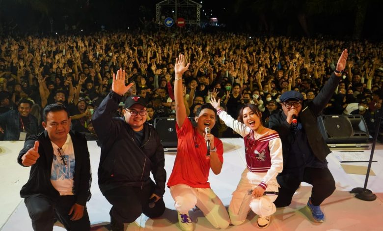 Photo of Iromo Tresno Sukses Ambyarkan Kediri, Siapkan Konser Akhir Tahun Lebih Megah