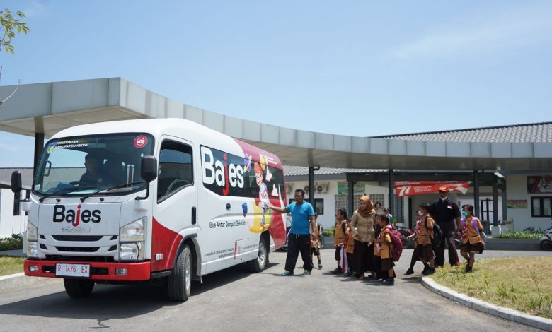 Photo of Bajes, Bus Sekolah Bagi Pelajar Terdampak Bandara