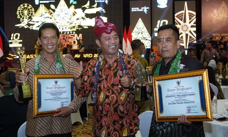 Photo of Bawa Pulang 3 Penghargaan East Java Tourism Award 2022