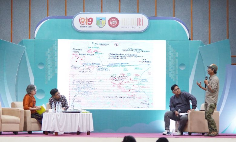 Photo of Seminar Lintas Masa, Munculkan Wacana Pemulangan Prasasti Harinjing