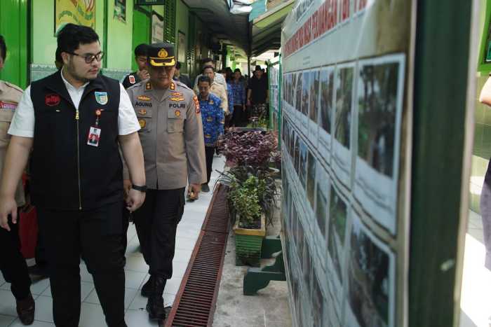 Photo of Nilai Historis Tinggi, Mas Dhito Minta SMPN 4 Pare Lakukan Kajian Mendalam