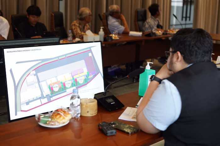 Photo of Pembangunan Gedung Baru RSKK, Mas Dhito Pesan Hal Ini