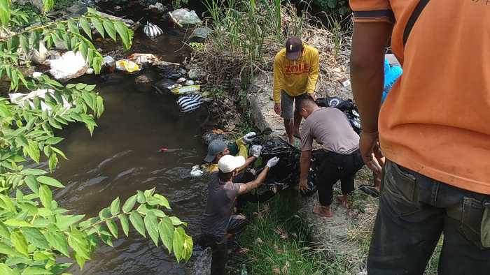 Photo of Diduga Kecelakaan, Warga Pagu Ditemukan Tak Bernyawa di Sungai