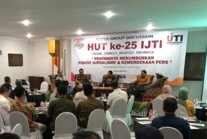 Photo of Aksi Nyata Dukung Jurnalisme Positif dan Kemerdekaan Pers