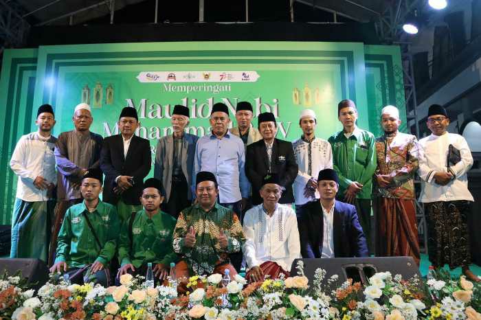 Photo of Sholawat dan Ngaji Kebangsaan Banjaran, Meneladani Sifat Baik Nabi Muhammad SAW