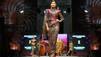Photo of Kediri Fashion Batik Festival, Mas Dhito Sebut Batik Kediri Siap Untuk Kancah Nasional