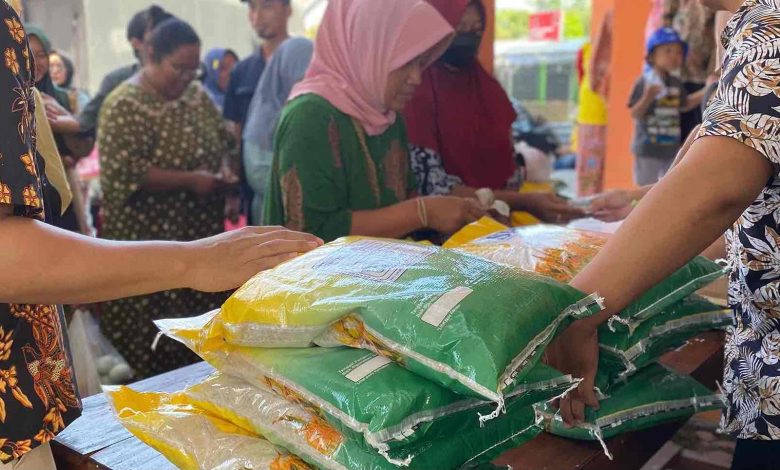 Photo of Stok Beras Aman, Tim Satgas Pangan Masifkan Pantauan Harga di Pasaran
