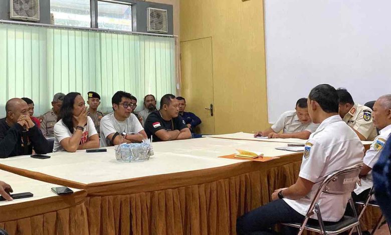 Photo of Masyarakat Minta Pemkab Kediri Tegas Ambil Tindakan Soal Polemik Lahan SLG