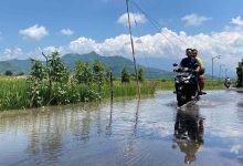 Photo of Banjir di Kota Kediri Berangsur Surut, Pengungsi Kembali Ke Rumah