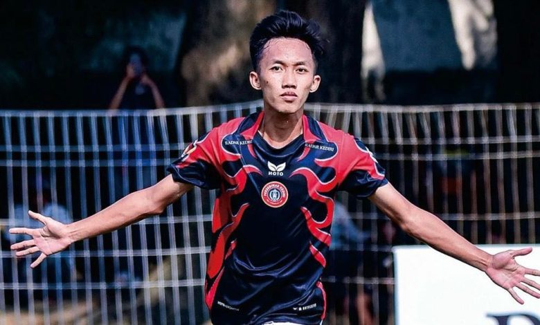 Photo of Persedikab Pastikan Lolos 32 Besar Usai Tahan Imbang PSIK