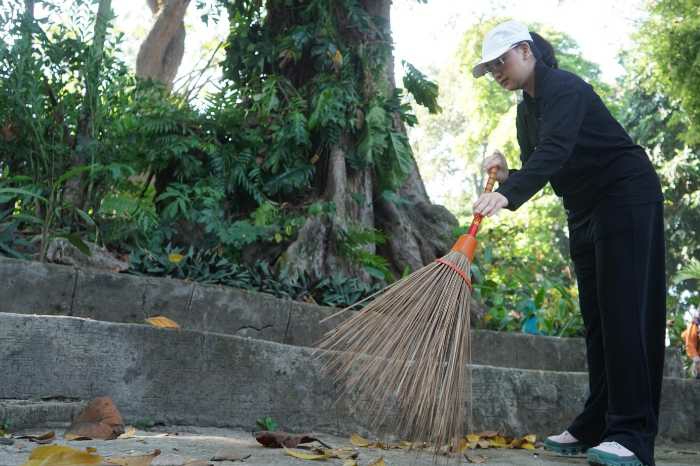 Photo of Cegah Demam Berdarah, Mbak Cicha Ajak Kader PKK Kerja Bakti Serentak