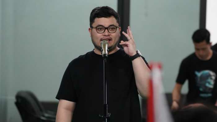 Photo of Pilkada Kediri 2024, DPP PDIP Serahkan Surat Tugas ke Mas Dhito