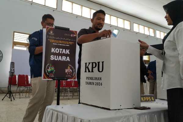 Photo of Simulasi Tungsura KPU Kabupaten Kediri, Petugas Adhoc Diingatkan Terkait Hal Berikut