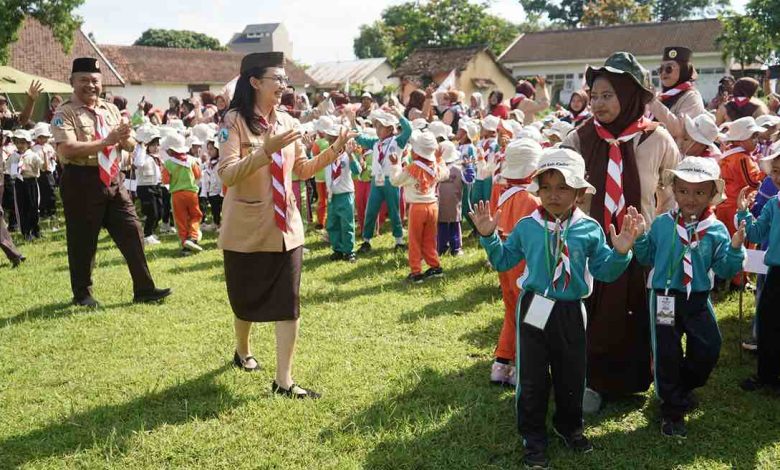 Photo of Ratusan Siswa PAUD-TK Dibekali Nilai Kepramukaan Sejak Dini