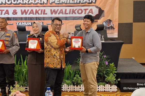 Photo of Evaluasi Pengawasan Pilwali Kota Kediri 2024, Bawaslu Kota Kediri Tekankan Hal Berikut