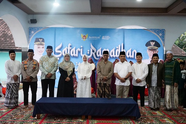 Photo of Safari Ramadan Kecamatan Mojoroto, Mbak Wali Ajak Tingkatkan Keimanan