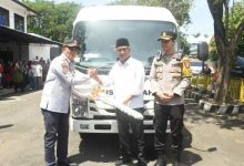 Photo of Armada Bus Sekolah Kota Kediri Diperkuat Tambahan 1 Micro Bus Baru