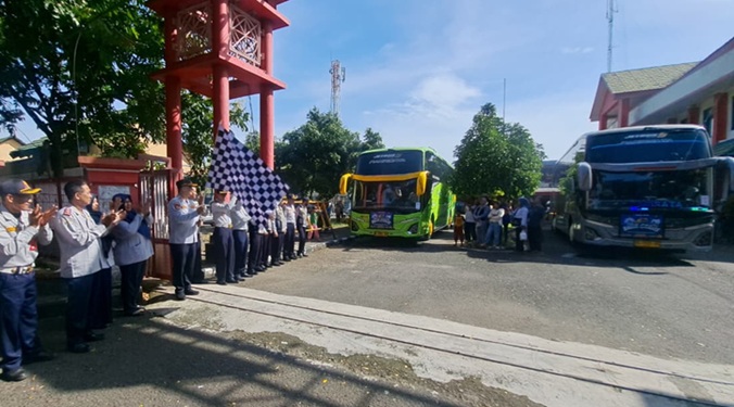 Photo of Kembali ke Perantauan, Warga Kediri Antusias Manfaatkan Program Balik Gratis Pemkab Kediri