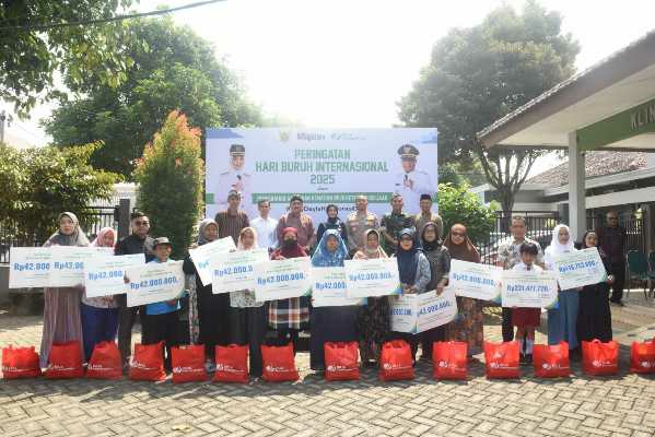 Photo of Peringatan Hari Buruh, Forkompimda Kota Kediri Doa Bersama Serikat Buruh-Pekerja