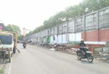 Photo of Lama Diatas Fasum Pemkot, Bangunan Liar di Jalan Joyoboyo – Patiunus Dibongkar