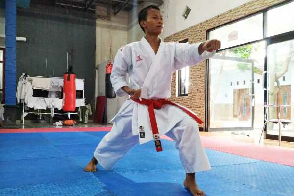 Photo of Karate Kota Kediri Bidik Medali Perunggu di Porprov Jatim 2025