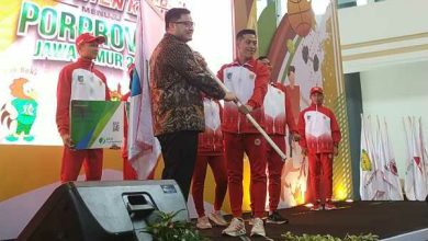 Photo of Lepas Kontingen Kabupaten Kediri ke Porprov Jatim 2025, Mas Dhito Titipkan Pesan Berikut