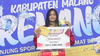 Photo of Cabor Akuatik Kabupaten Kediri Amankan 2 Medali Emas di Porprov Jatim 2025