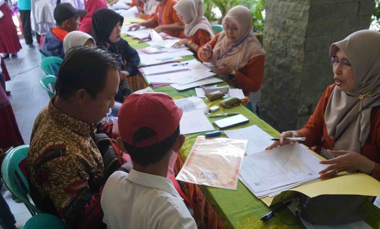 Photo of Gagal di Tahap Kedua SPMB SMP, Ratusan Siswa di Kabupaten Kediri Masih Punya Peluang di Tahap Ketiga