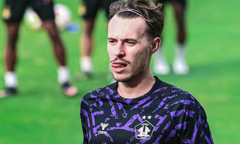 Photo of Persik Kediri Datangkan Sayap Asal Portugal Pedro Matos untuk Perkuat Lini Serang